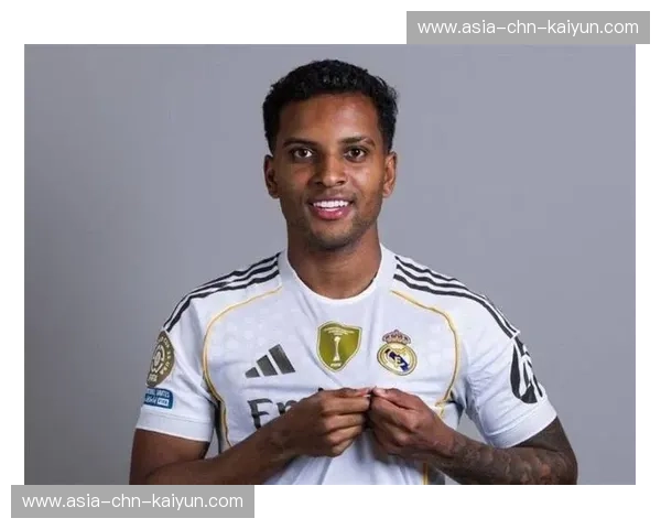 皇马前锋罗德里戈因辱骂裁判被禁赛两场，将缺席欧冠附加赛对阵本菲卡